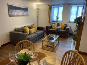 Pine Cottage cosy 3 bed sleeps 4 - dogs very welcome